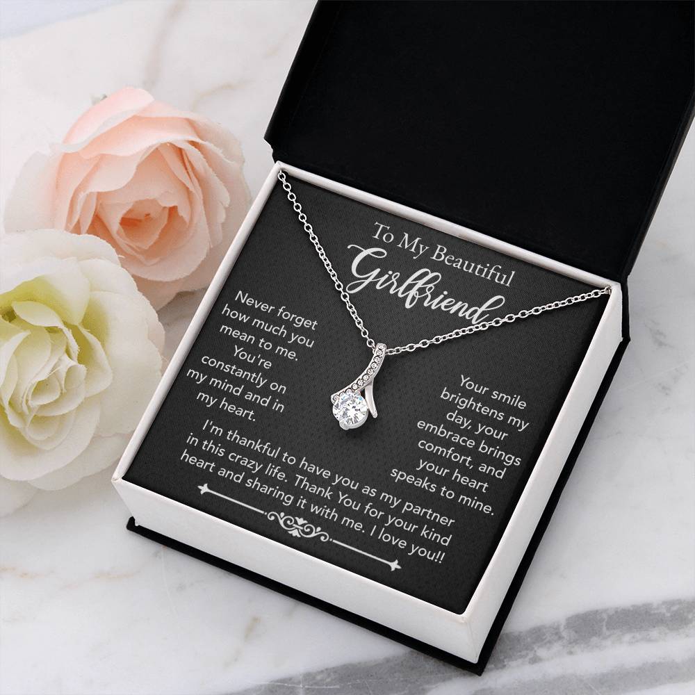 To My Beautiful Girlfriend Alluring Beauty necklace