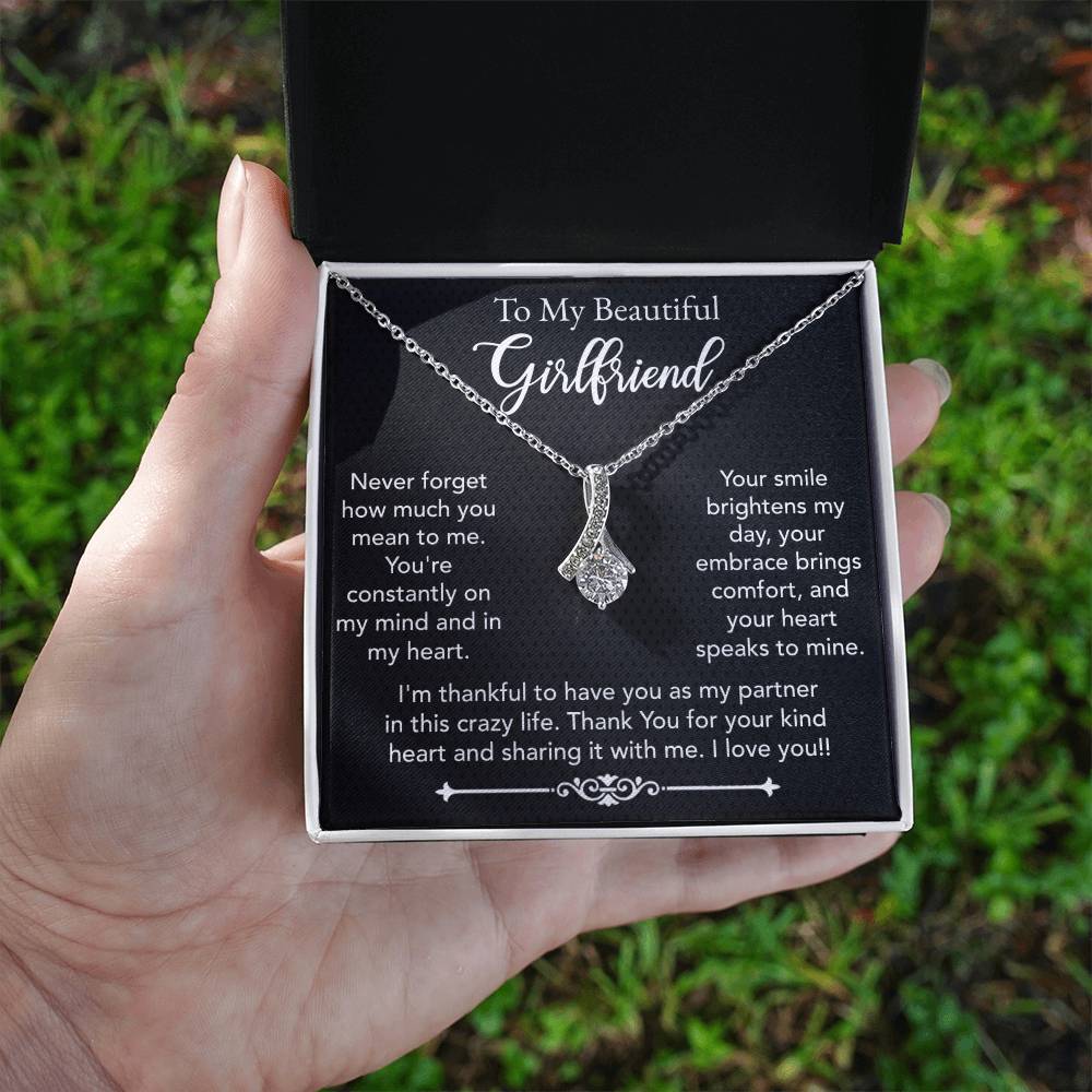 To My Beautiful Girlfriend Alluring Beauty necklace