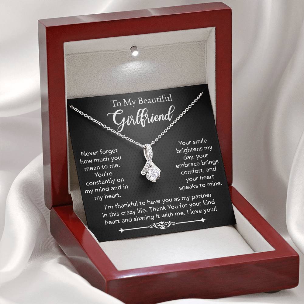 To My Beautiful Girlfriend Alluring Beauty necklace